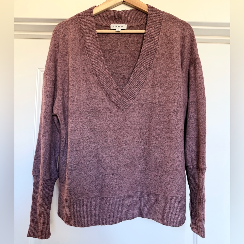 Evereve Women's Dusty Rose Heather V-Neck Sweater